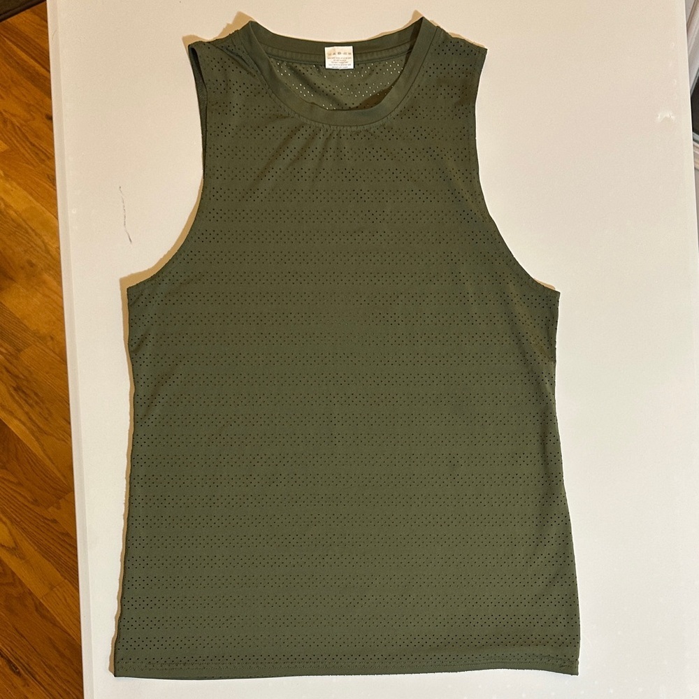 ZYIA Active Chill Olive Green Muscle Tank Top Womens size Large